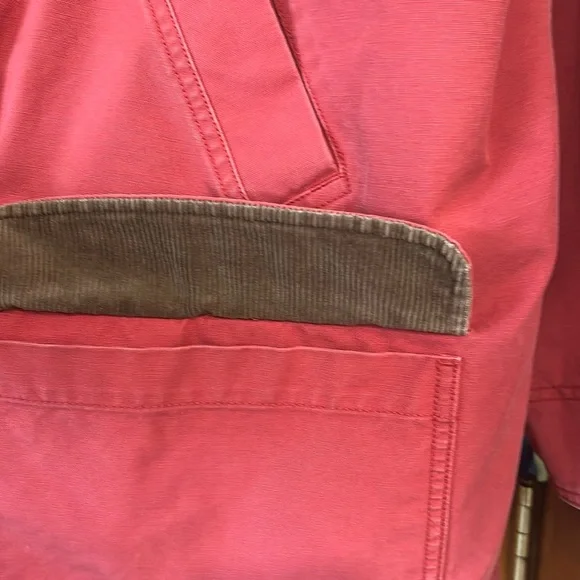 L.L.Bean Quilted Woman’s Barn coat Jacket Color Barn Red - Picture 9 of 12